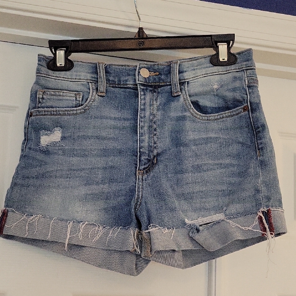 Altar'd State Stretchy Denim Frayed Cuffed Hem Shorts - Size S